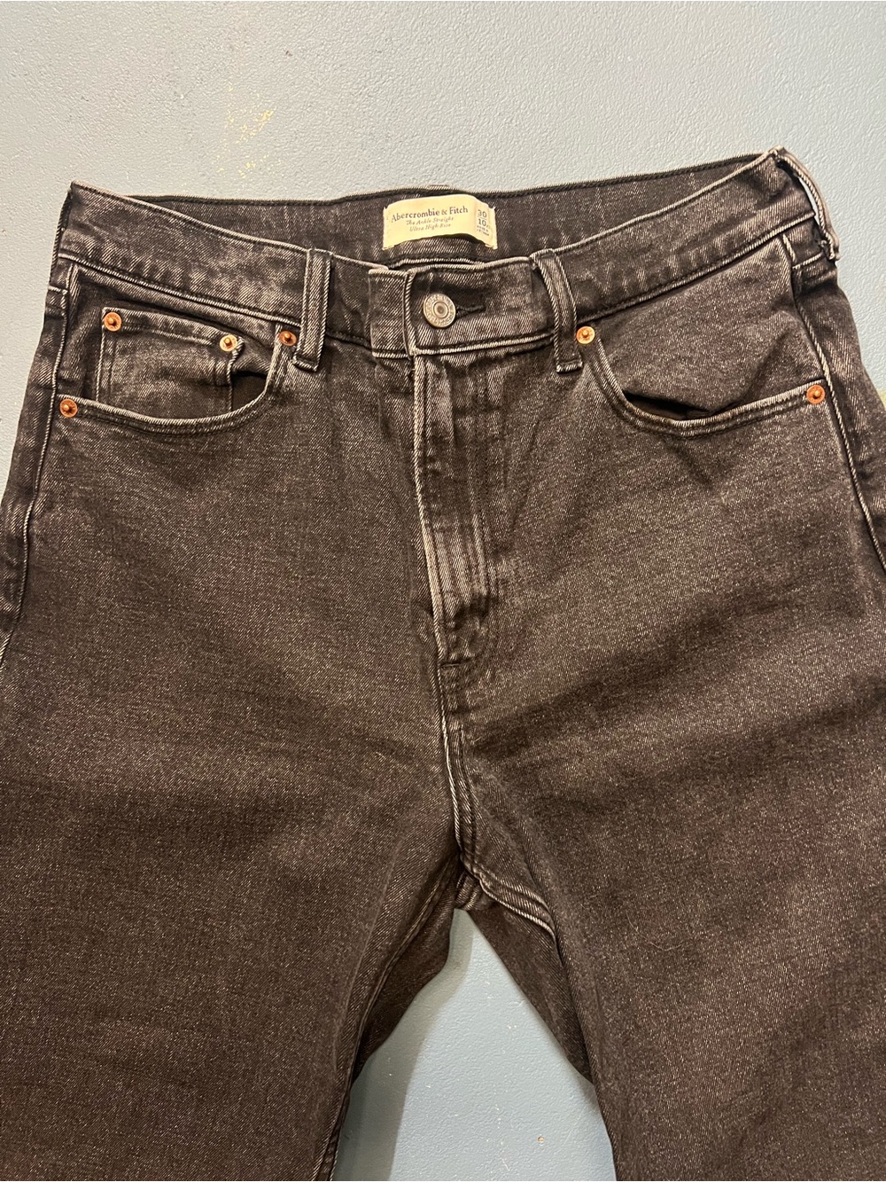 Abercrombie & Fitch Women's Ultra High Rise Ankle Straight Black Jeans XSHORT - Picture 2 of 6